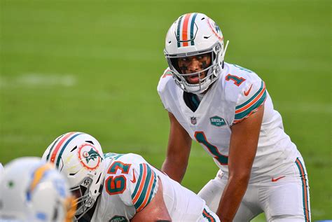 No, the Miami Dolphins are not going to trade Tua Tagovailoa