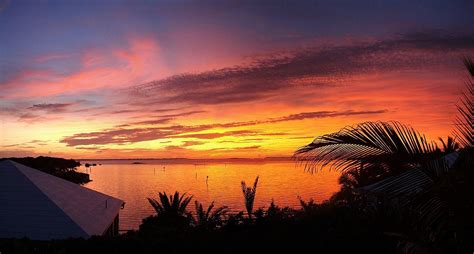 Sunset in Elbow Cay, looking out @ Abaco Sea, Hopetown, Abaco, Bahamas ...