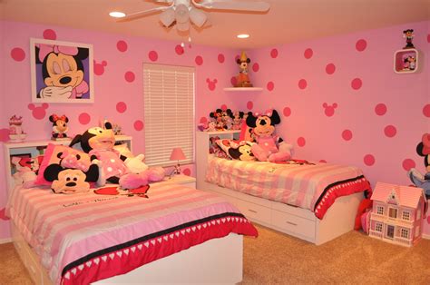 My Disney Love | A Disney Family and the Happiest Place on Earth | Minnie mouse bedroom decor ...