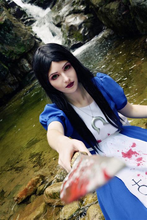 Alice cosplay (Alice: Madness Returns) by milkiemeow on DeviantArt