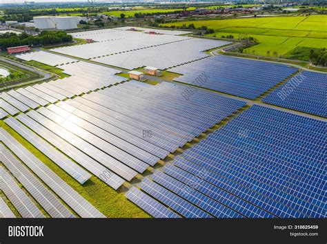 Solar Energy Farm Image & Photo (Free Trial) | Bigstock