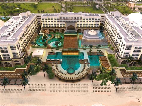 Marriott Cancun Resort to Reopen as All-Inclusive Next Year