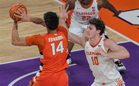 Clemson basketball: Photos from Tigers’ dominant win over Syracuse