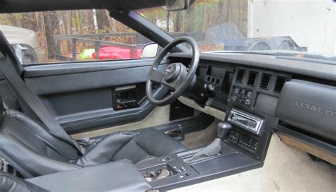 1986 C4 Corvette | Image Gallery & Pictures | Corvette, Luxury cars ...