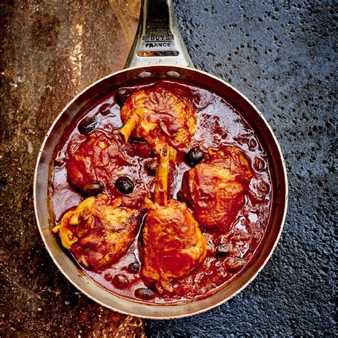 Poulet en cocotte à la tomate | Recette Mutti