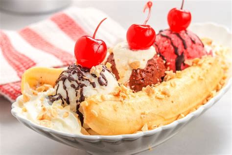 Learn to Make the Perfect Banana Split | Recipe | Banana split recipes ...