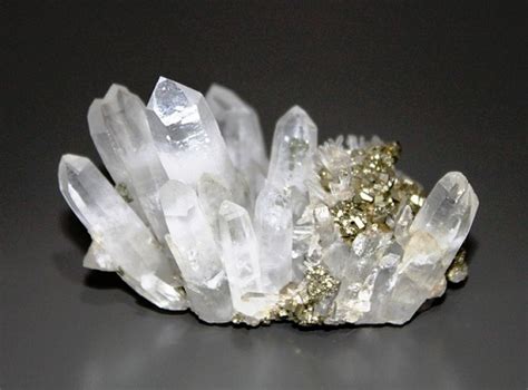 The Downside of Using Crystals No One Talks About – Reiki Rays