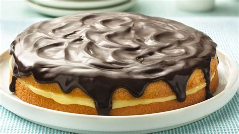 Boston Cream Pie Recipe - Tablespoon.com