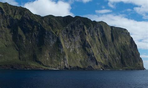 Inaccessible Island (St Helena UK) cruise port schedule | CruiseMapper