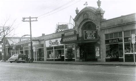 The Needham Theatre - Needham History Center & Museum