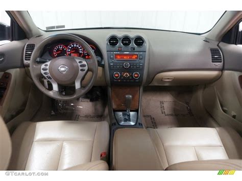 2007 Nissan Altima 2.5 SL interior Photos | GTCarLot.com