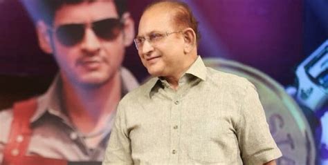 Mahesh Babu's father Krishna Ghattamaneni passes away