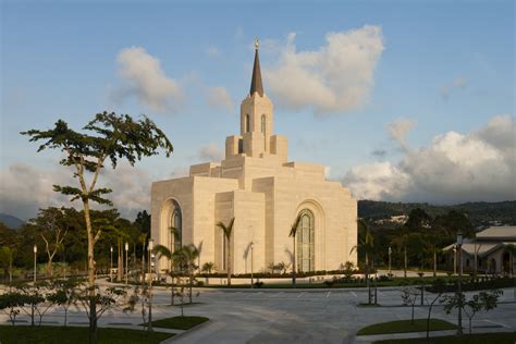 Latest News on the San Salvador El Salvador Temple ...