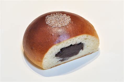 Anpan: Japanese Sweet Bread Bun | POP JAPAN