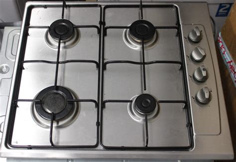 ESSENTIALS CGHOBX21 58 cm Gas Hob - Stainless Steel | ML Appliances