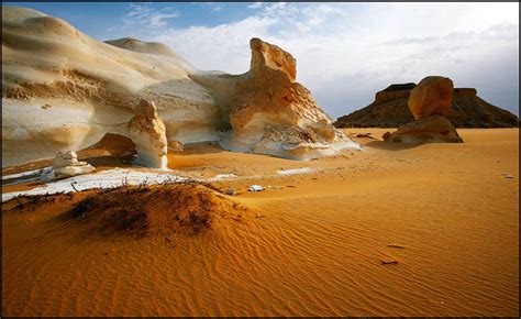 White Desert National Park, Egypt (with Map & Photos)