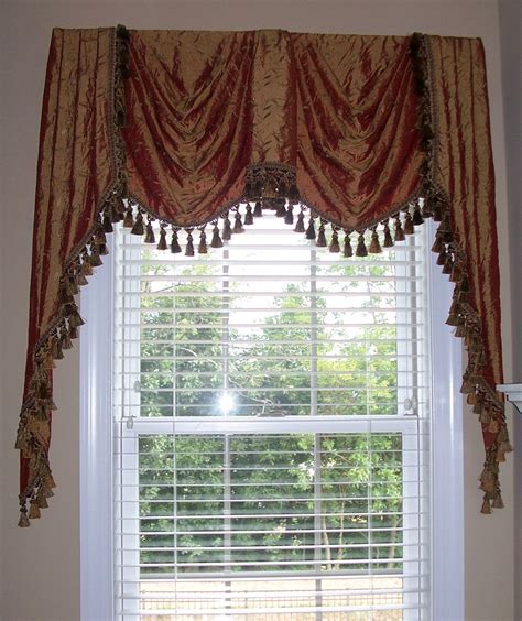 Window Swags | Valances | Sinking Spring, PA