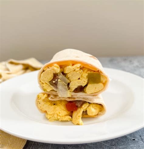 Copycat McDonald’s Breakfast Burrito - Dawtnak