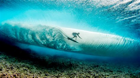 Share the Gift: AquaTech Housing and Surf Photography, with Zak Noyle ...