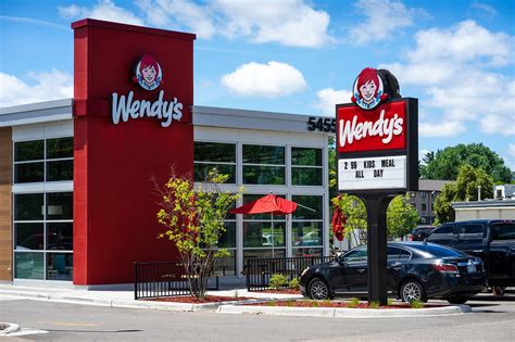 A Fan-Favorite Wendy's Menu Item Is Coming To A Grocery Store Near You