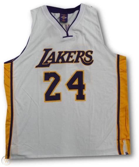 Kobe Bryant Unsigned #24 Stadium Give Away Jersey Size XL Brand New 2/2 ...