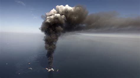 U.S. Settles Claims Against BP Over Deepwater Horizon Spill For $20 ...