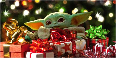 Baby Yoda Trends As Fans Share Photos Of Him As A Christmas Tree Topper | Movie Trailers BLaze