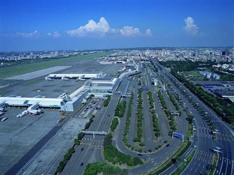 Kaohsiung International Airport (IATA: KHH, ICAO: RCKH) - Kaohsiung City