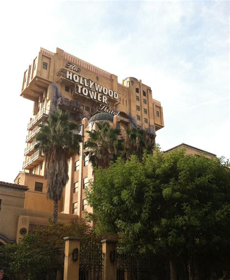 The Hollywood Tower Hotel by MischievousMeerkat on DeviantArt