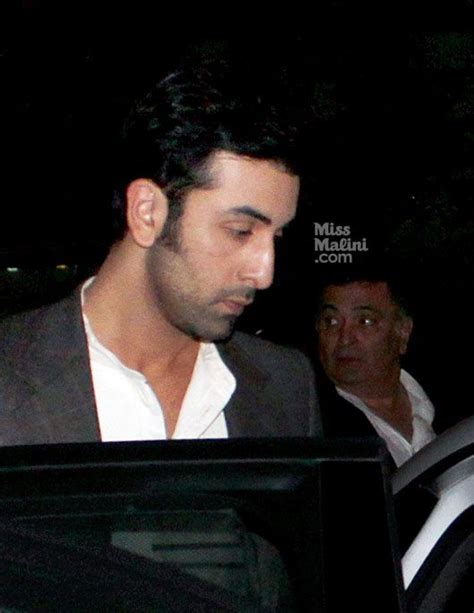 Welcome Back Barfi! (Ranbir Kapoor Suits Up for the Airport.) | MissMalini