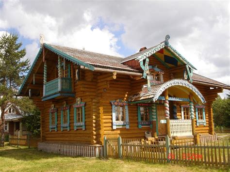 Beautiful old style Russian log home | Log and Timber Buildings ...