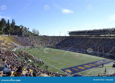 California Memorial Stadium Berkeley Editorial Photography - Image of ...