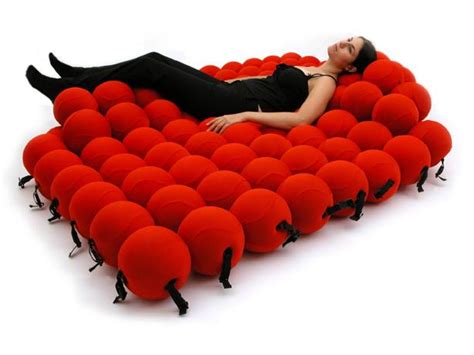 10 Really Weird Beds You Might Not be Able to Sleep In - Curious and Cozy