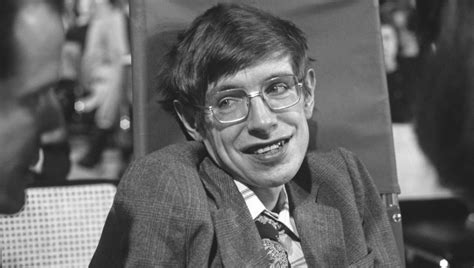 30 Inspiring And Interesting Facts About Stephen Hawking - Tons Of Facts