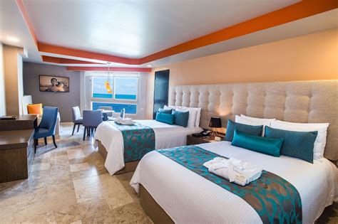 Dreams Sands Cancun Resort & Spa - All Inclusive | Classic Vacations