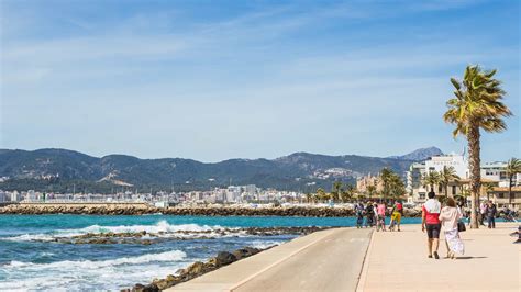 Playa de Palma weather in April ☀️ What is the water temperature? 💧