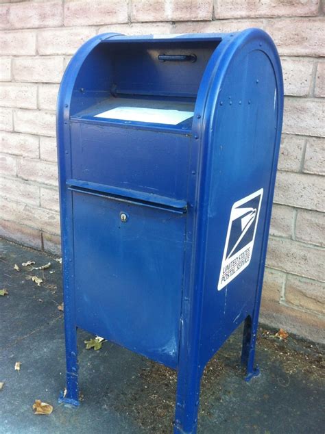 USPS Blue Mailbox - Post Offices - 1901-1999 Cartier Dr, Livermore, CA - Yelp