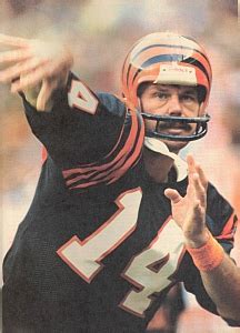 Image Gallery of Ken Anderson | NFL Past Players