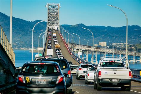 Traffic across Bay Area bridges slowed due to high winds