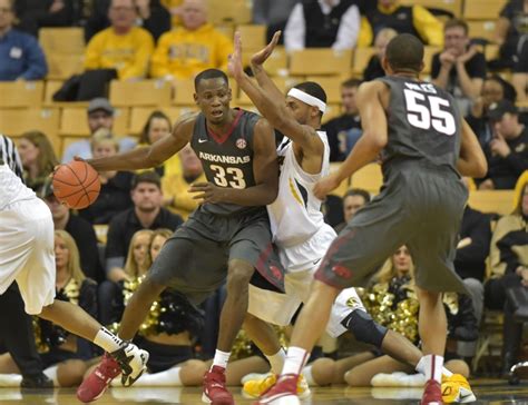 Arkansas Razorbacks vs Missouri Tigers: Highlights, Stats and More.