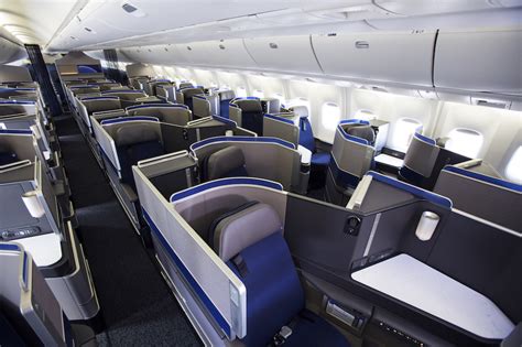 First United 767-300 with Polaris Seats Takes Flight - Live and Let's Fly