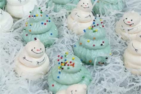 Meringue Snowmen Recipe