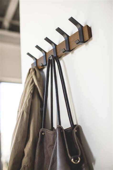 Yamazaki Home – Official Site – Wall-Mounted Coat Hanger | Wohnung gestalten, Gaderobe, Gestalten