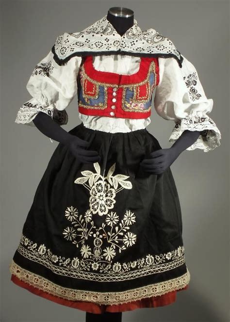 Czech Folk Costume | Folk costume, Folk clothing, Traditional outfits