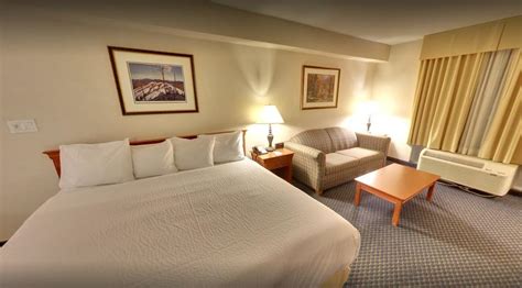 Days Inn & Suites - Niagara Falls, Centre St., By the Falls | Niagara ...