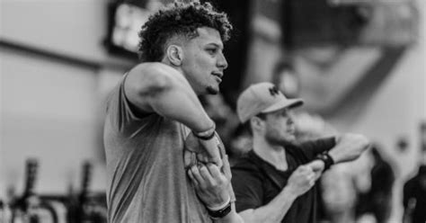 Patrick Mahomes Workout: The Explosive Routine That Makes His Arm a ...