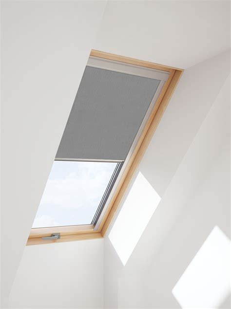 Blackout Blinds for VELUX Roof Windows Skylight Roller Easy Fit by ...