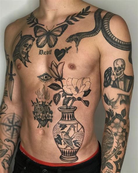 H.B.NIELSEN | Tatuagem, Tatuagem vintage, Tatuagem no peito