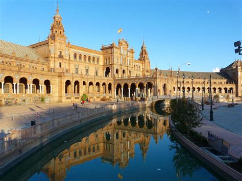 Seville day trip from the Algarve