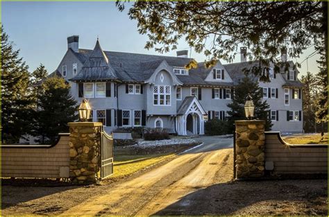 Look Inside John Travolta's Mansion in Maine, Which He's Selling for $5 Million: Photo 4526310 ...